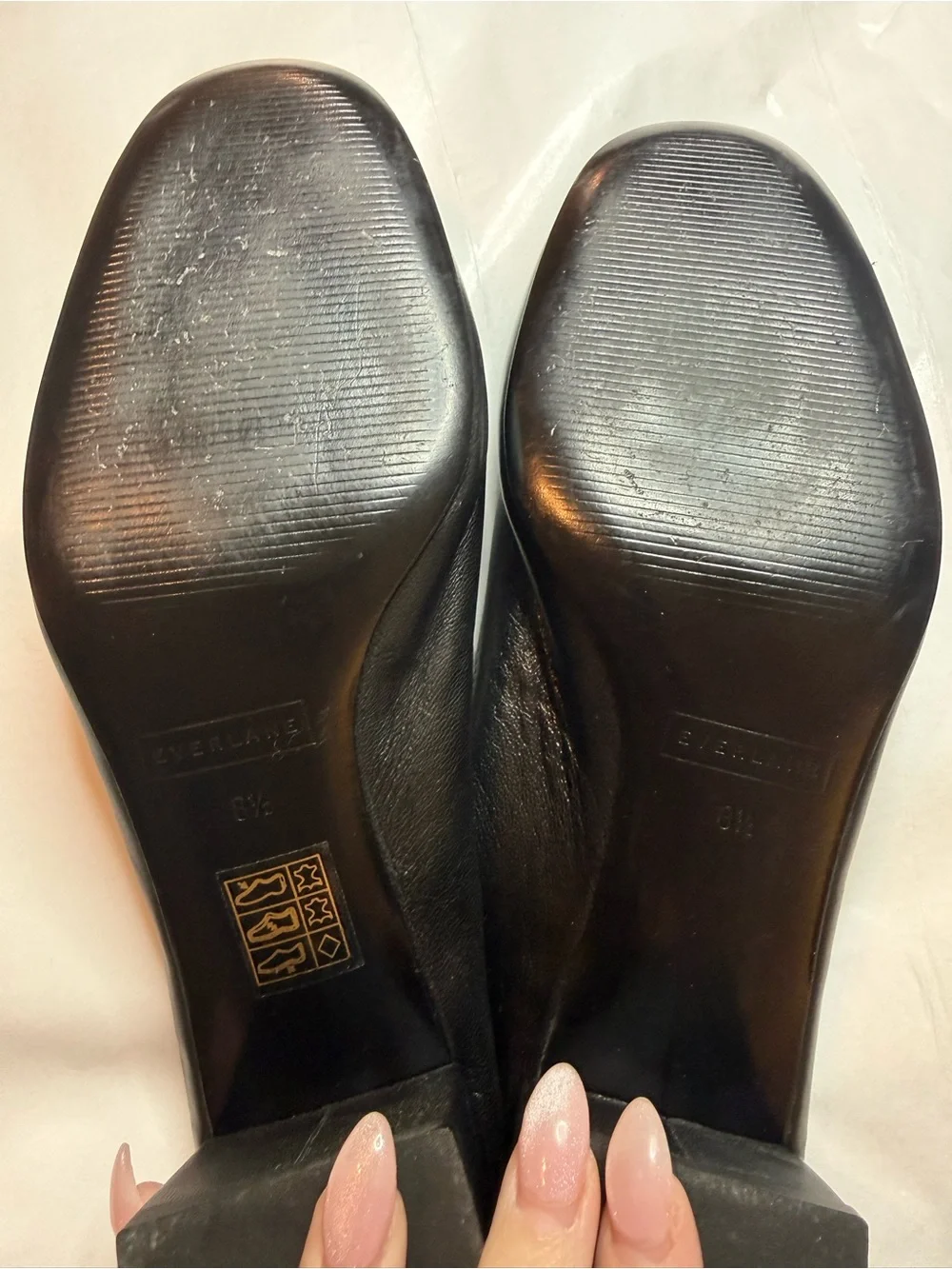 Everlane The Day Heel Black Leather Shoes Size 9 Minimal Classic Chic - Picture 8 of 9